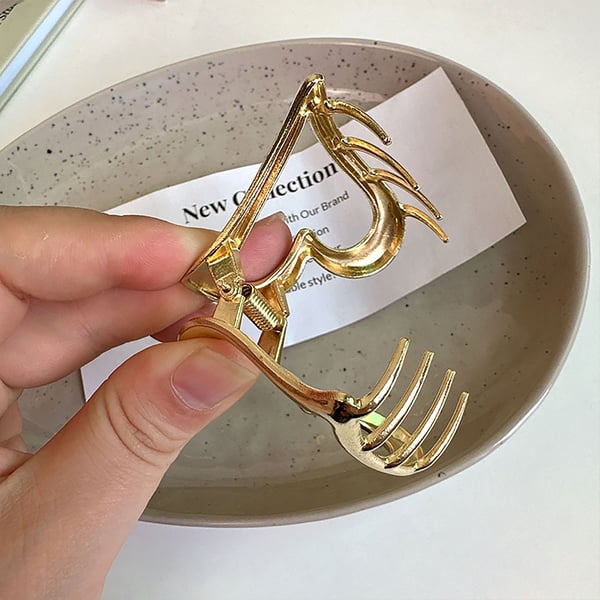 🔥Buy 1 Get 1 Free🔥Minimalist Heart Hair Claw Clips