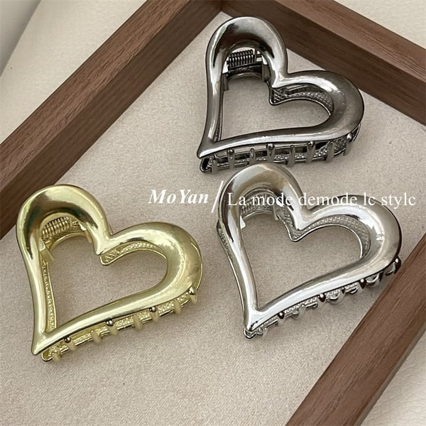 🔥Buy 1 Get 1 Free🔥Minimalist Heart Hair Claw Clips