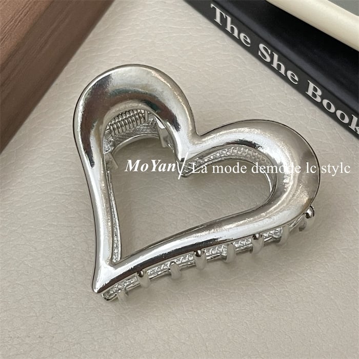 🔥Buy 1 Get 1 Free🔥Minimalist Heart Hair Claw Clips
