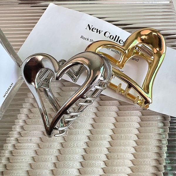 🔥Buy 1 Get 1 Free🔥Minimalist Heart Hair Claw Clips