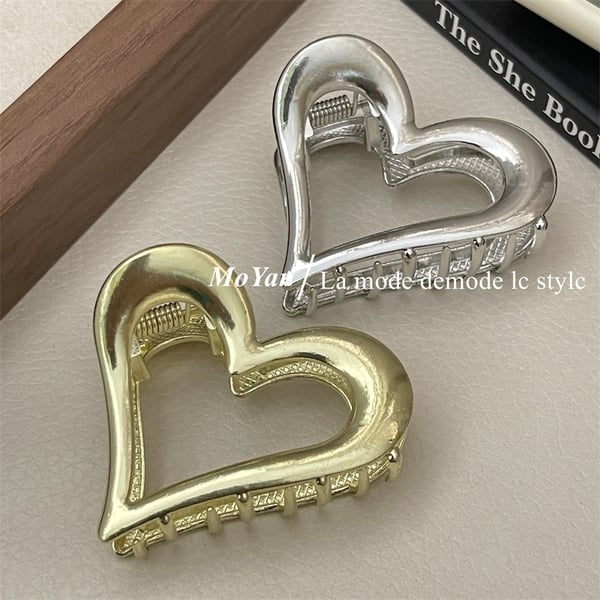 🔥Buy 1 Get 1 Free🔥Minimalist Heart Hair Claw Clips