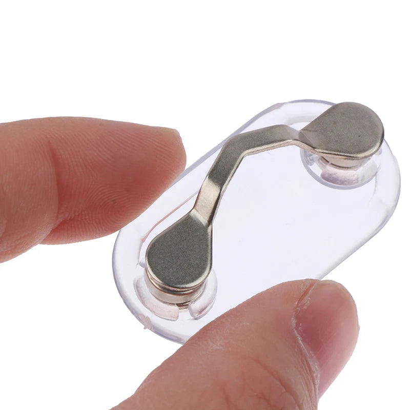 👓Magnetic Eyeglass Holder Clip | Multi-Function Clothes Clip for Glasses, Earphones & ID Badge✨