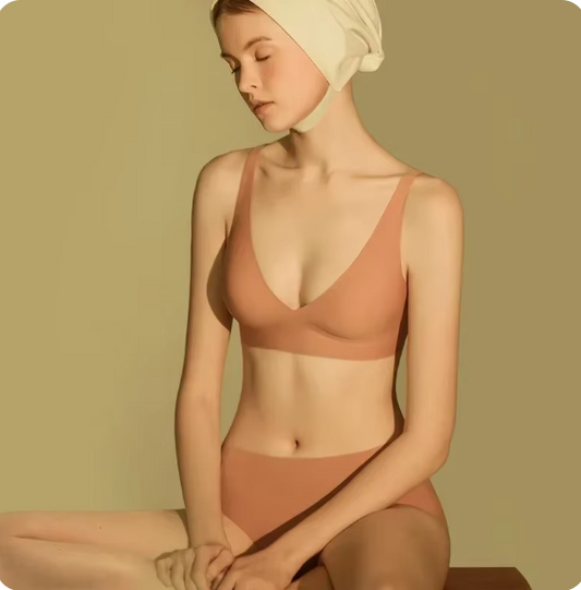 🔥Large size deep V invisible push-up bra