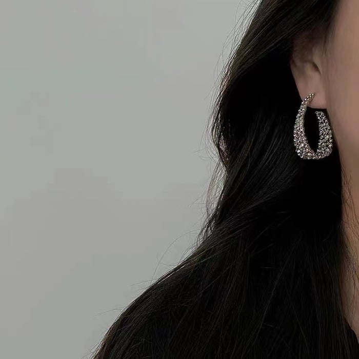 RETRO BAROQUE SPARKLING HOOP EARRINGS